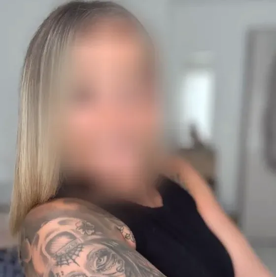 Alina, 36