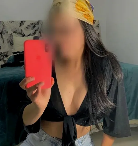 Chiara, 31