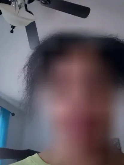 Emma, 39