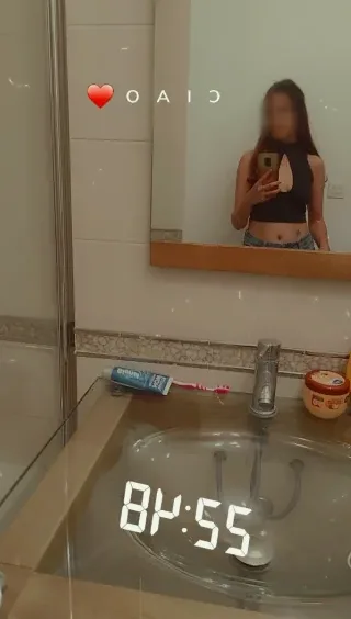 Fabienne, 23