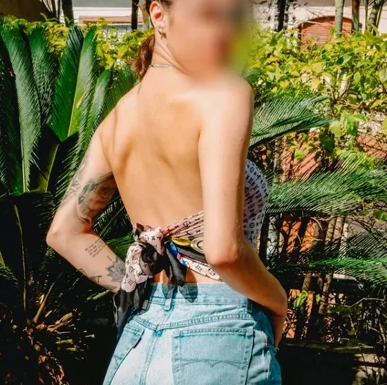 Hanna, 29