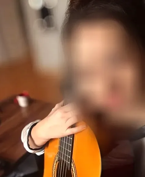 Juliane, 35