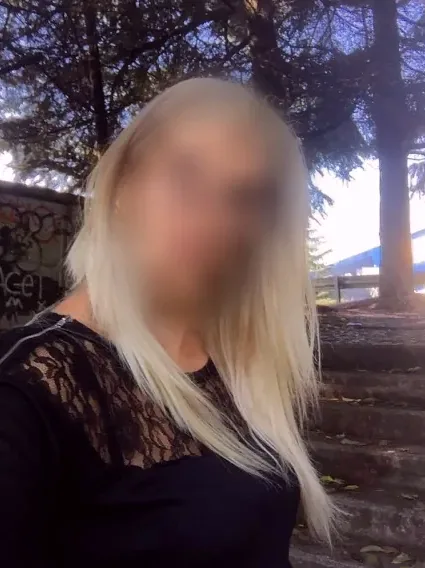 Kathleen, 32