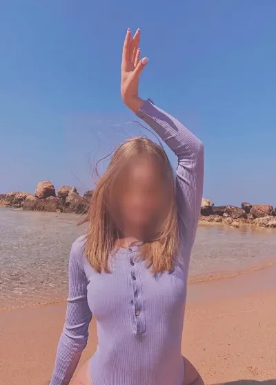 Kathleen, 27