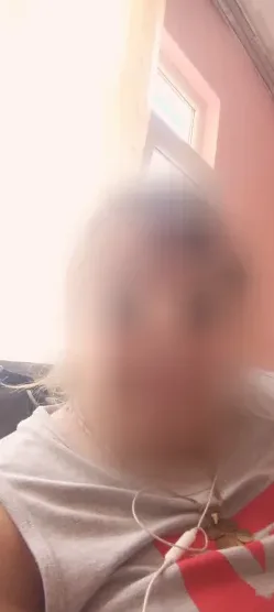 Kira, 33