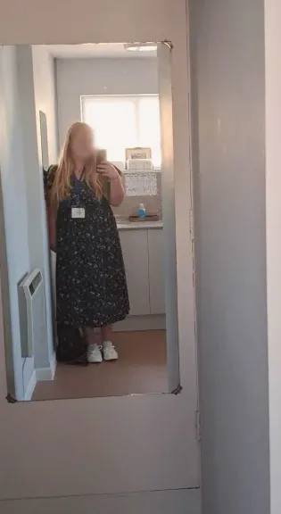Lara, 18