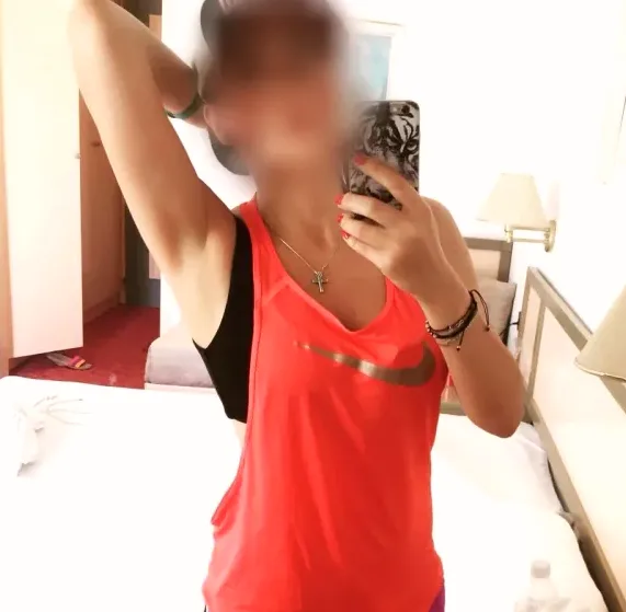Lea, 28