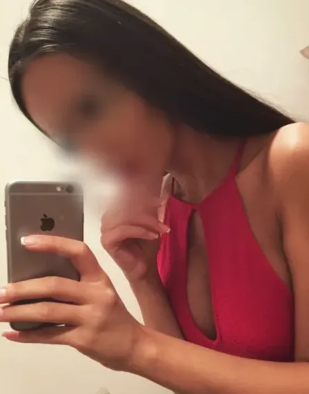 Miriam, 29