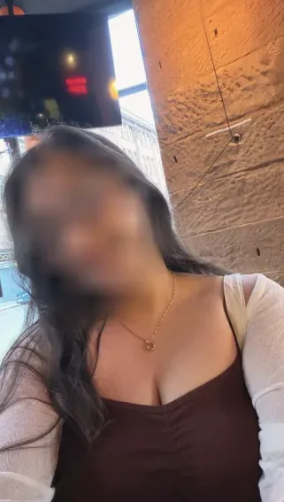 Rebecca, 24