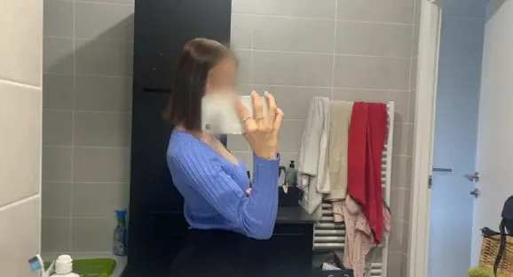 Romy, 21