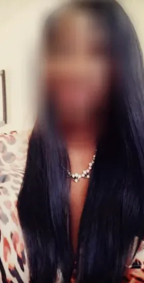 Sarah, 39