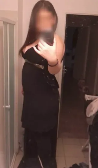 Saskia, 39