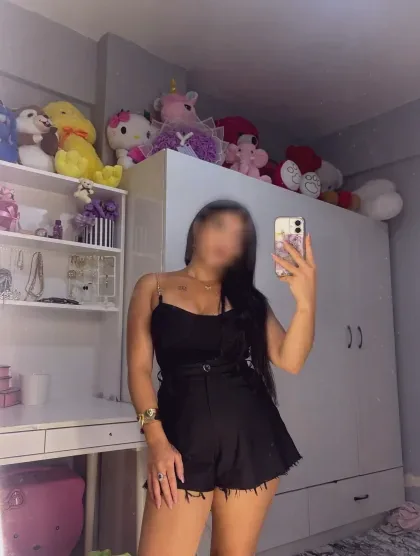 Sonja, 27