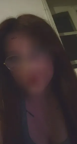 Sophie, 24