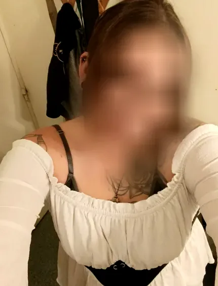 Wiebke, 31